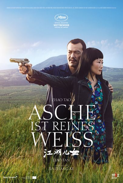 Filmplakat für "Asche ist reines Weiß"