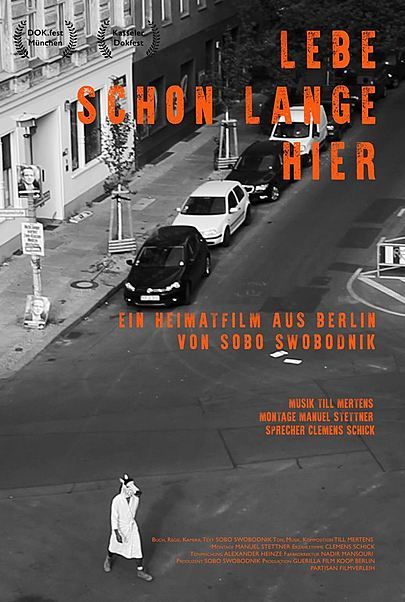 Filmplakat für "LEBE SCHON LANGE HIER"