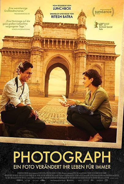 Movie poster for "PHOTOGRAPH"